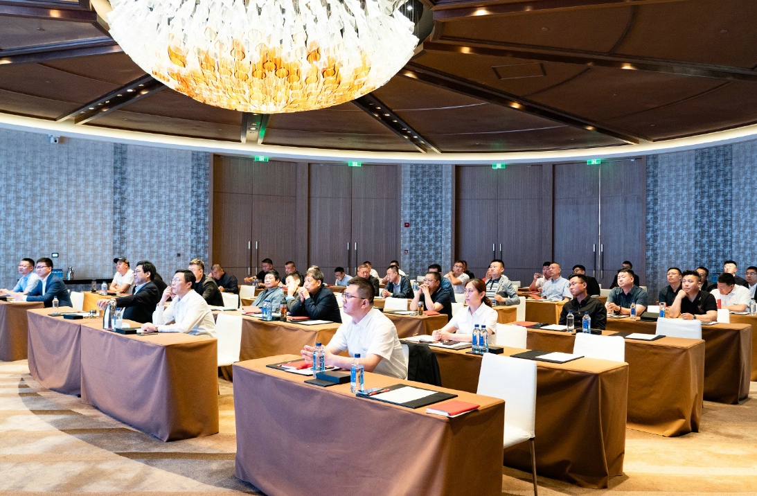 不忘初心，蓄力突破——亚星会员平台商用车经销商会议西安站召开